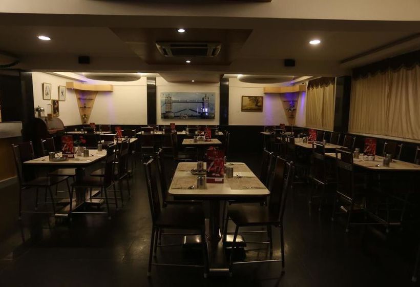 簡易ホテル Royal Sathyam