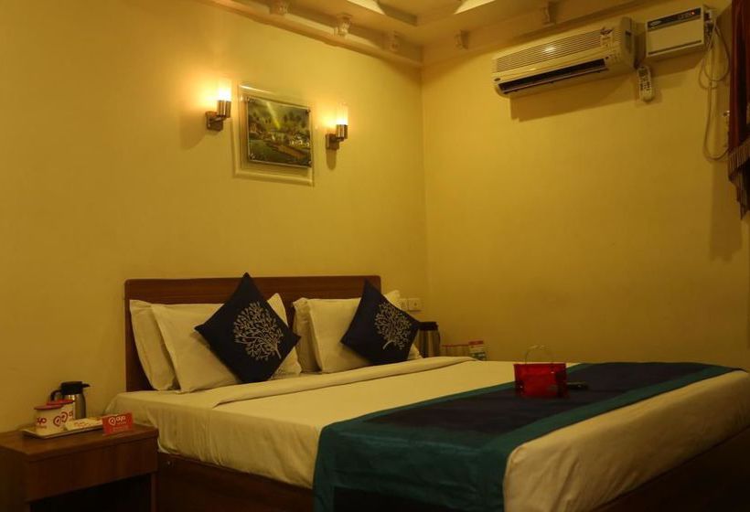 簡易ホテル Royal Sathyam