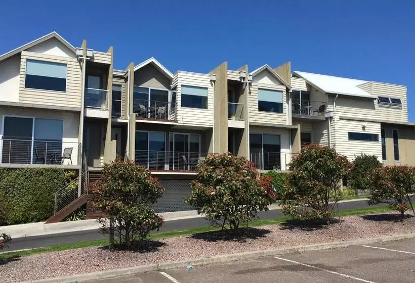 Hotel 104 On Merri Apartments