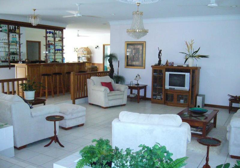 호텔 A Tropical Escape Bed & Breakfast