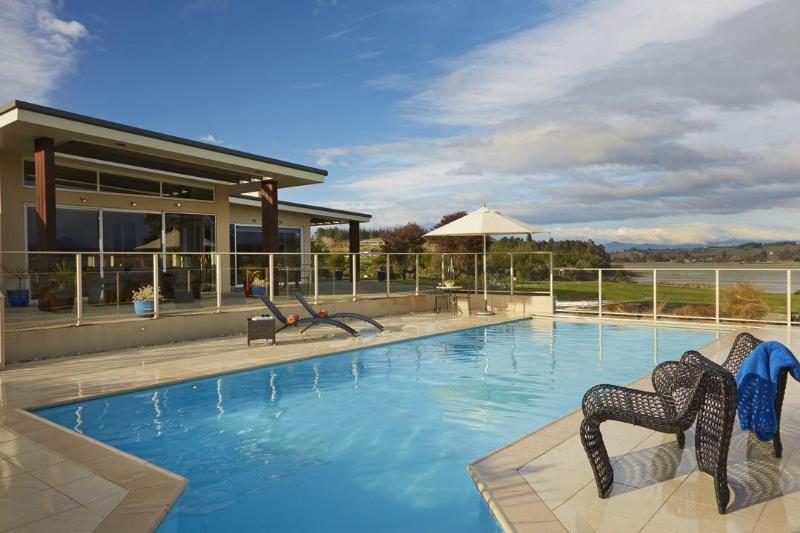 فندق Almyra At Kina