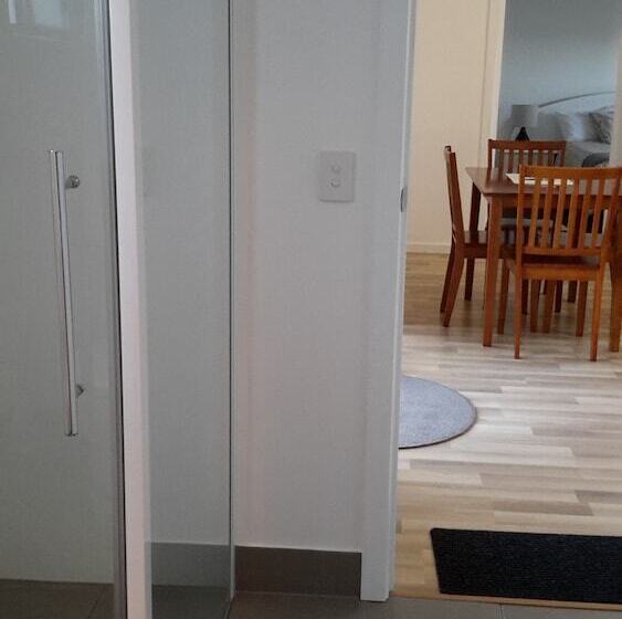 호텔 Bay View Holiday Village