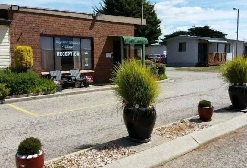 호텔 Bay View Holiday Village