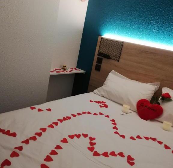 Отель F1 Aix En Provence Sainte Victoire