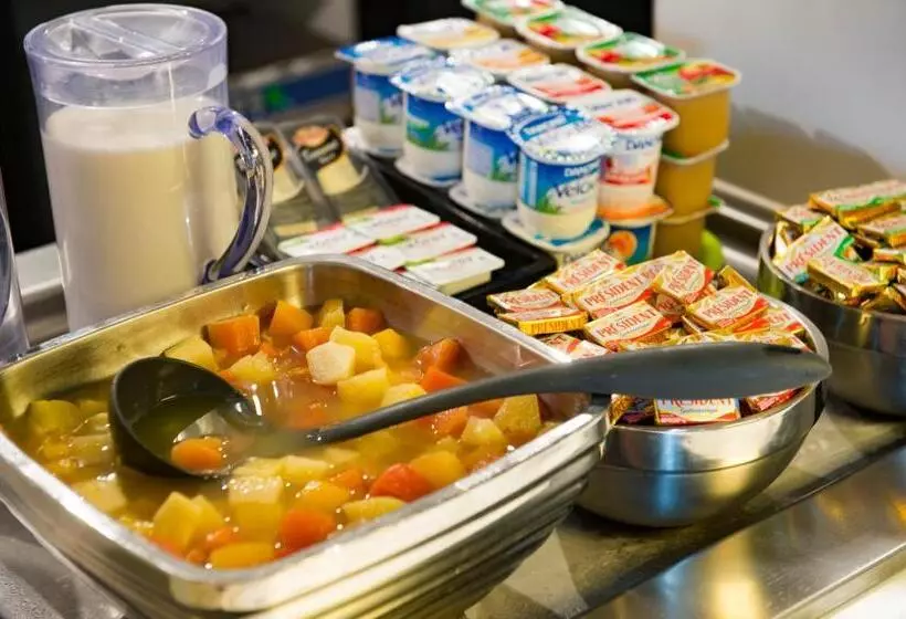 B&b Hotel Cergy Pierrelaye