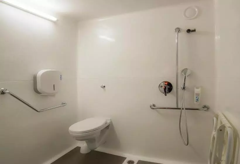 B&b Hotel Cergy Pierrelaye