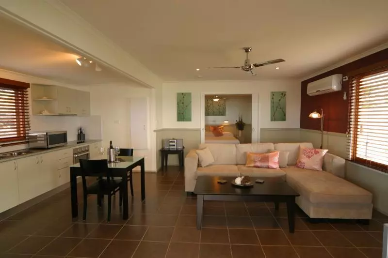 Отель Kiama Harbour Cabins