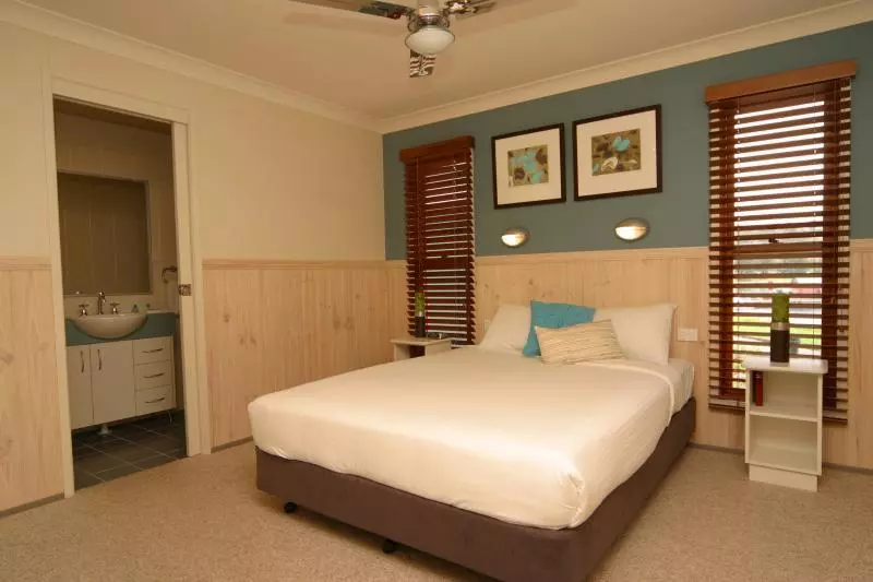 Отель Kiama Harbour Cabins