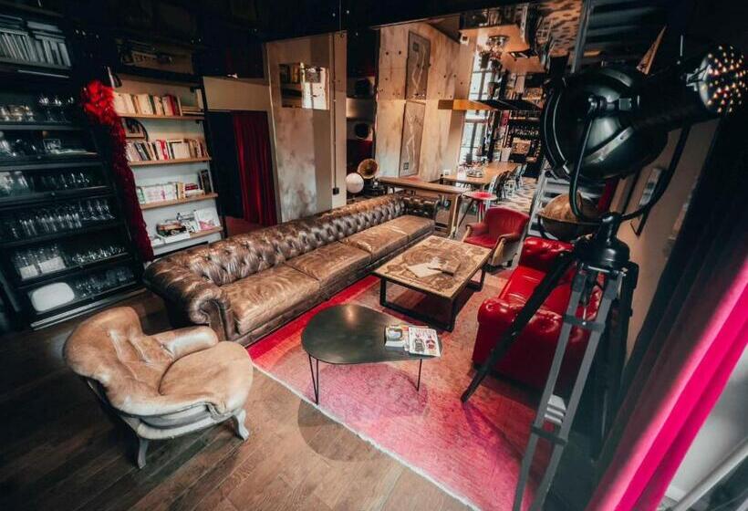 בית מלון כפרי Le Magic Hall