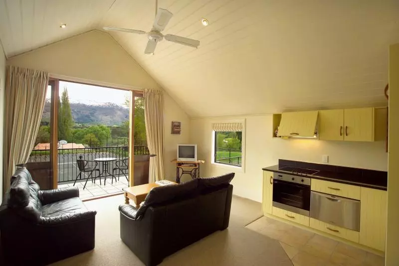 هتل Manata Homestead & Lodge