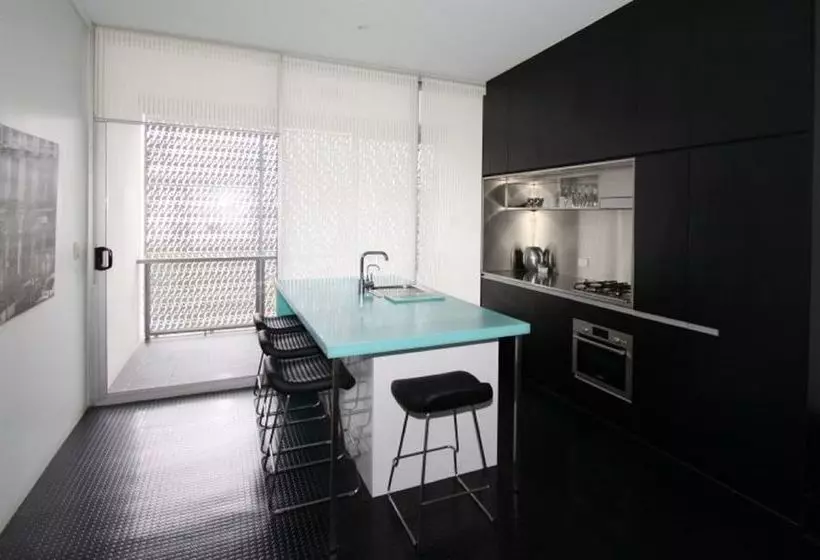 Отель The Miro Apartments