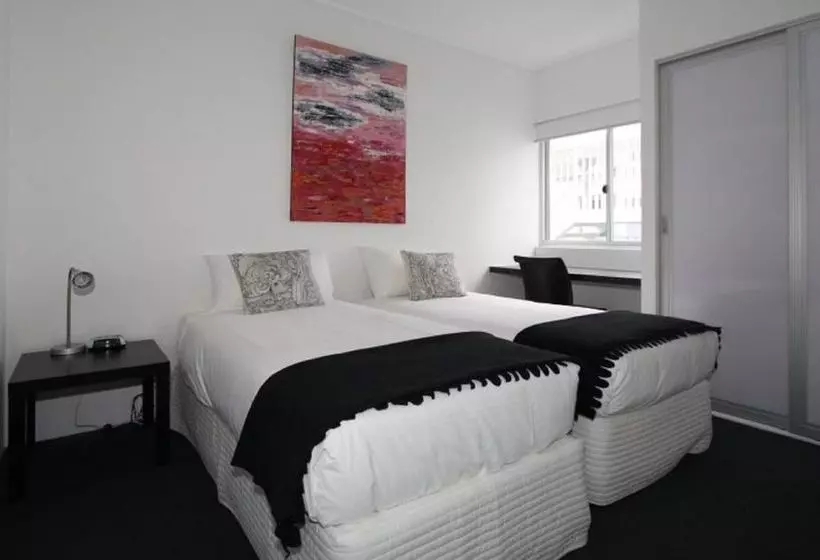 Отель The Miro Apartments