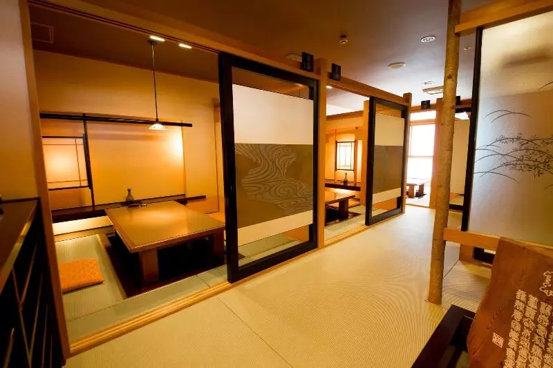 Отель Naruto Grand