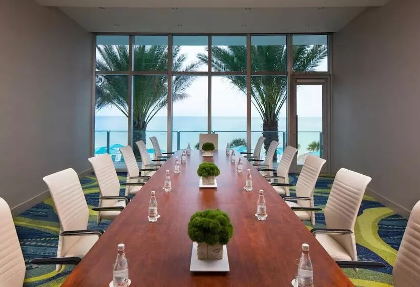 בית מלון כפרי Opal Sands