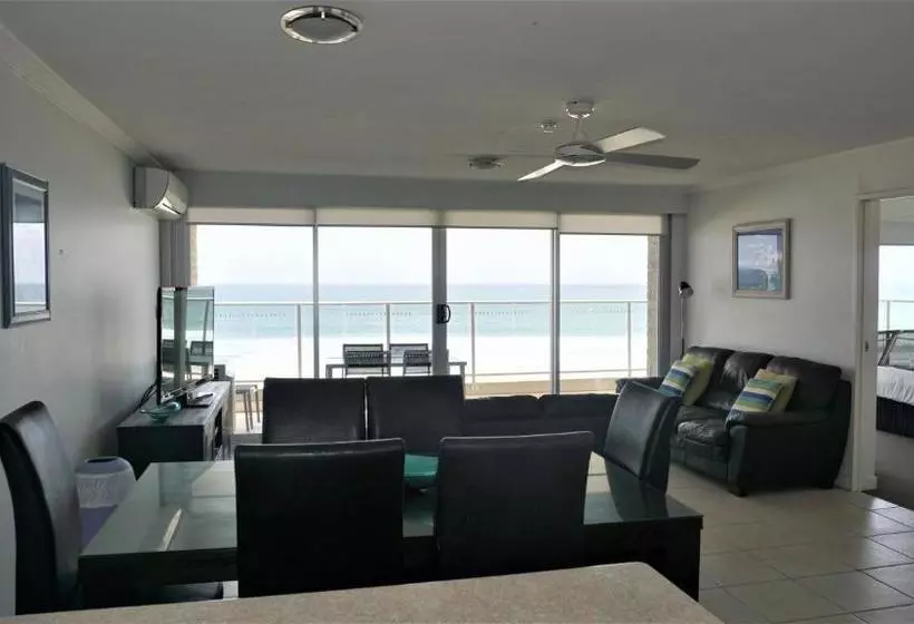 فندق Pacific Surf Absolute Beachfront Apartments