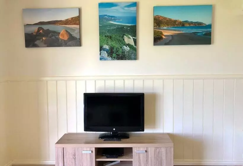 Отель Promhills Cabins