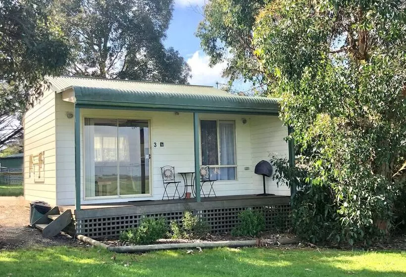 Отель Promhills Cabins