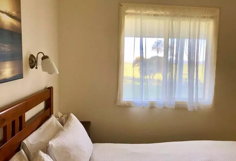 Отель Promhills Cabins