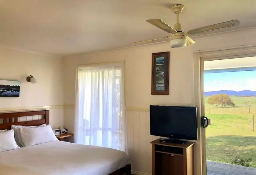 Отель Promhills Cabins