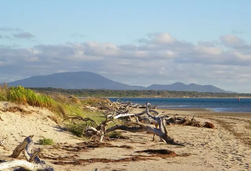 Отель Promhills Cabins
