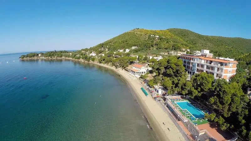 هتل Punta Licosa