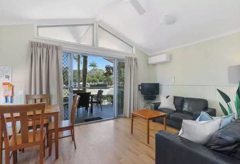 Отель Reflections Brunswick Head Holiday Park