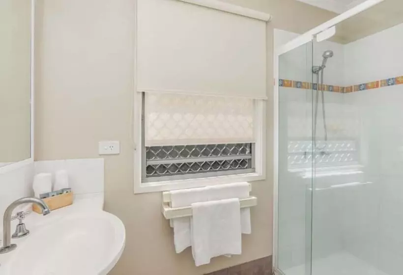 Отель Reflections Brunswick Head Holiday Park