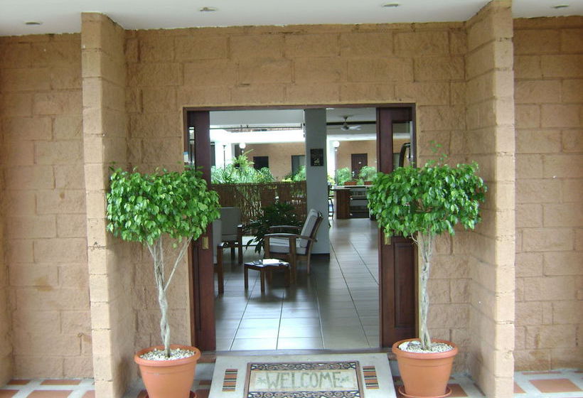 هتل Rincon Del Llano