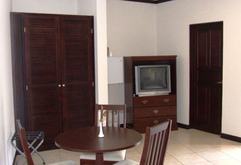 هتل Rincon Del Llano