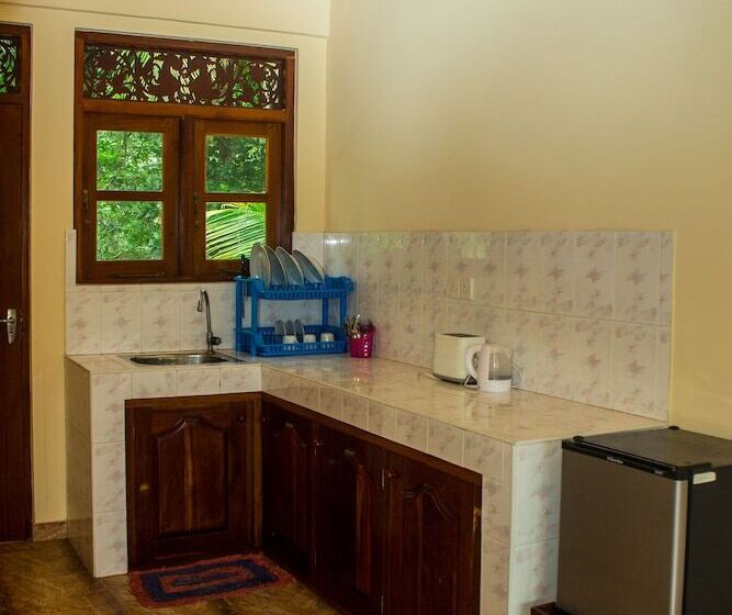 فندق Sakura Villa Bentota