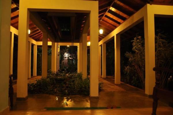 فندق Sakura Villa Bentota