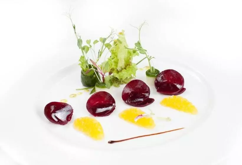 בית מלון כפרי The Theva Residency