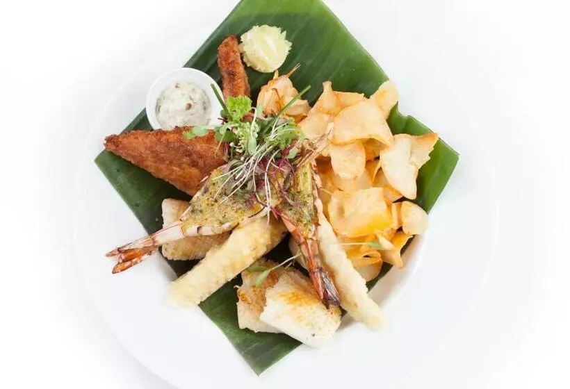 בית מלון כפרי The Theva Residency