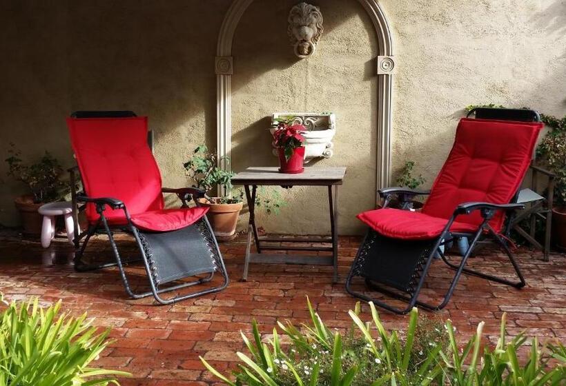 فندق Water Bay Villa Bed And Breakfast