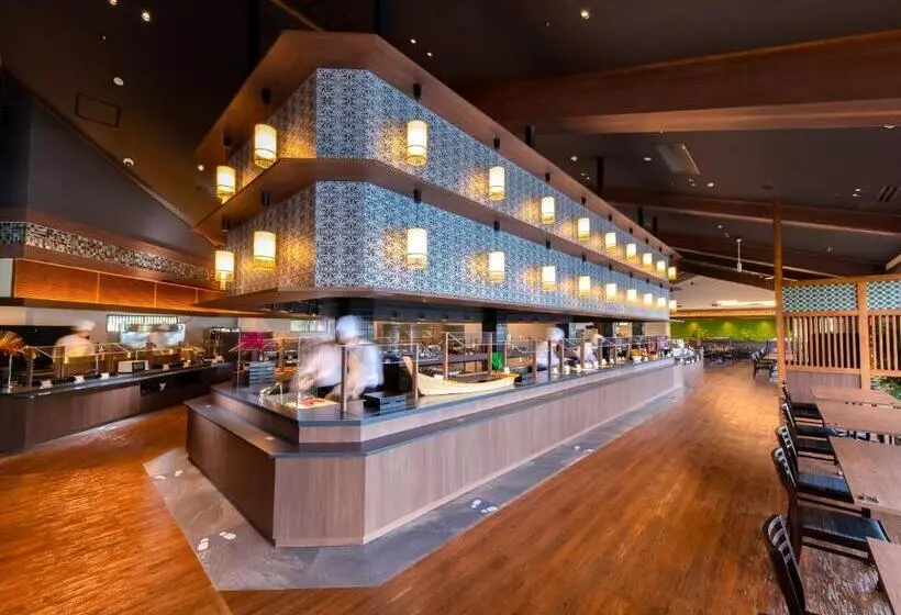 Отель Ooedo Onsen Monogatari Premium Koshinoyu