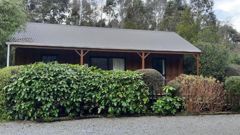 Lake Brunner Country Motel & Holiday Park