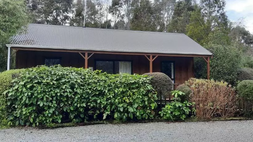 Lake Brunner Country Motel & Holiday Park