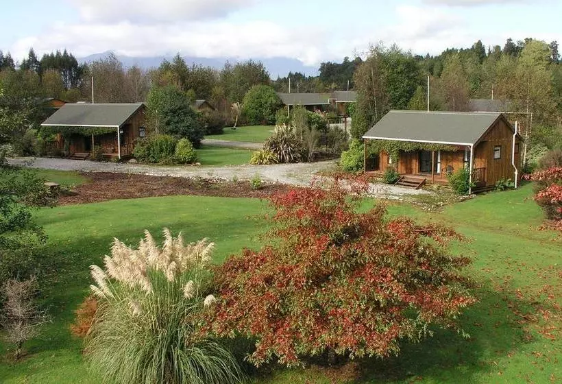 Lake Brunner Country Motel & Holiday Park