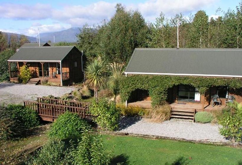 Lake Brunner Country Motel & Holiday Park