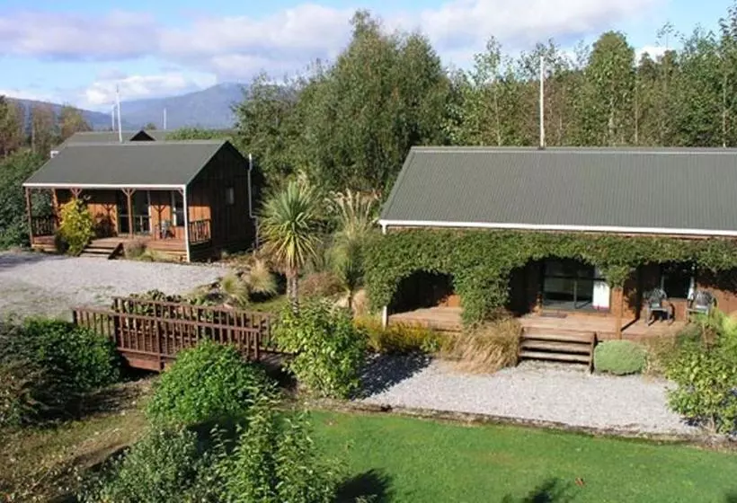 Lake Brunner Country Motel & Holiday Park