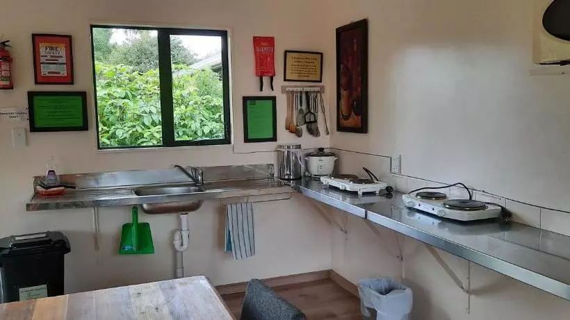 Lake Brunner Country Motel & Holiday Park