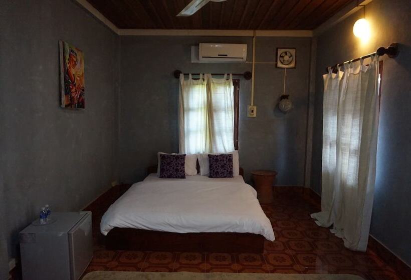 پانسیون Mali House