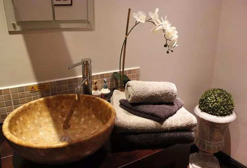 The Hayloft And Stables At Greystones