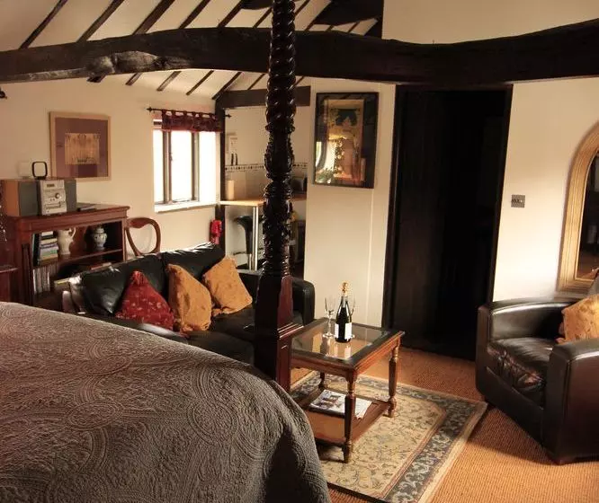 The Hayloft And Stables At Greystones