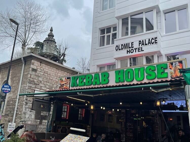 ユースホステル Oldmile Palace