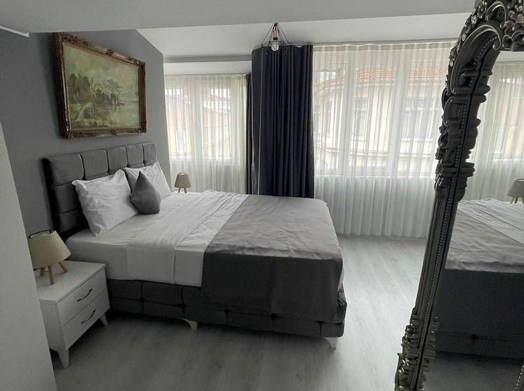 ユースホステル Oldmile Palace