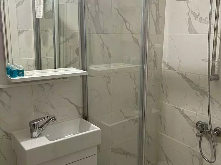 هاستل Oldmile Palace