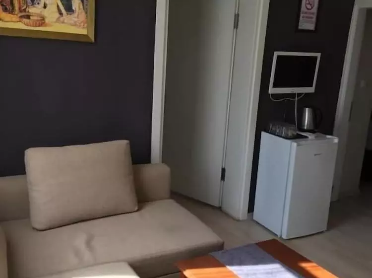 هاستل Oldmile Palace