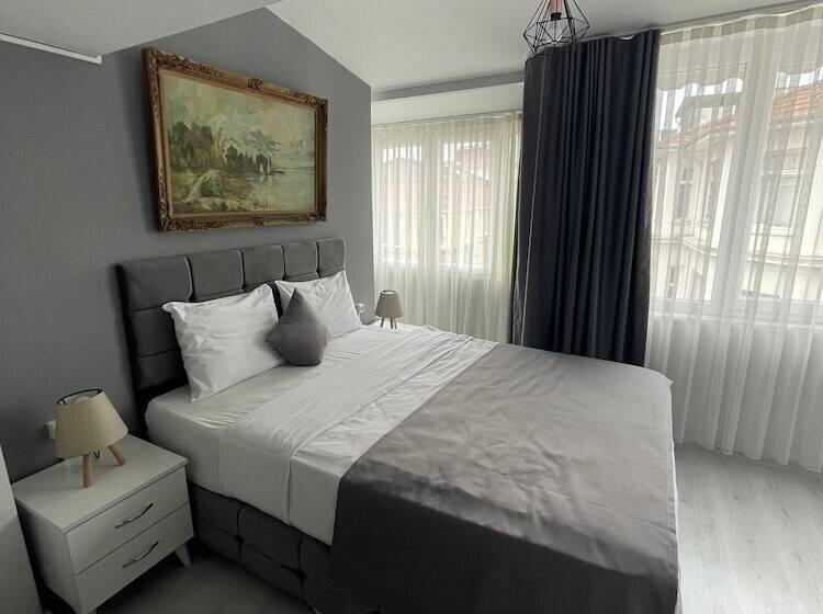 ユースホステル Oldmile Palace