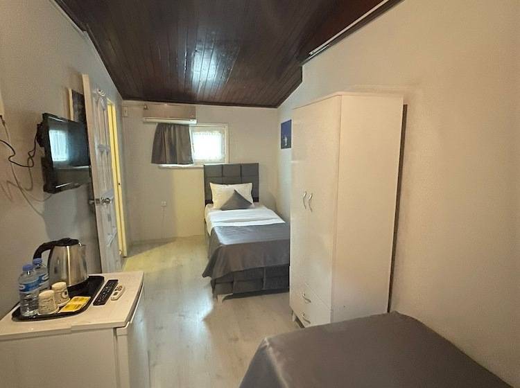 ユースホステル Oldmile Palace